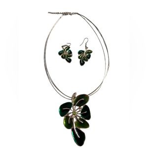 Women’s 2 Piece Jewelry Set, Silver Tone and Green